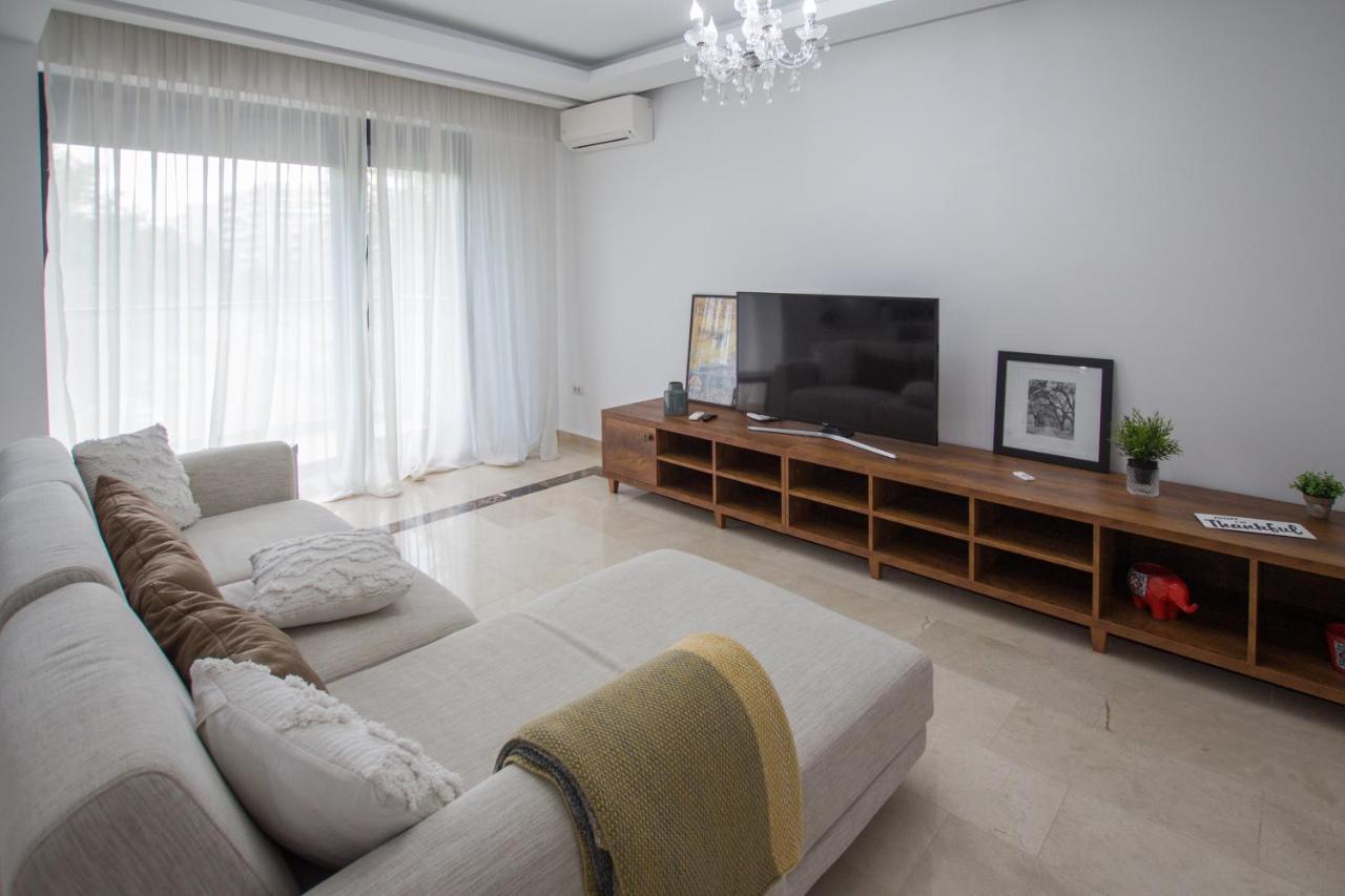 Sns Apartament In Vila Sophia Mamaia Extérieur photo