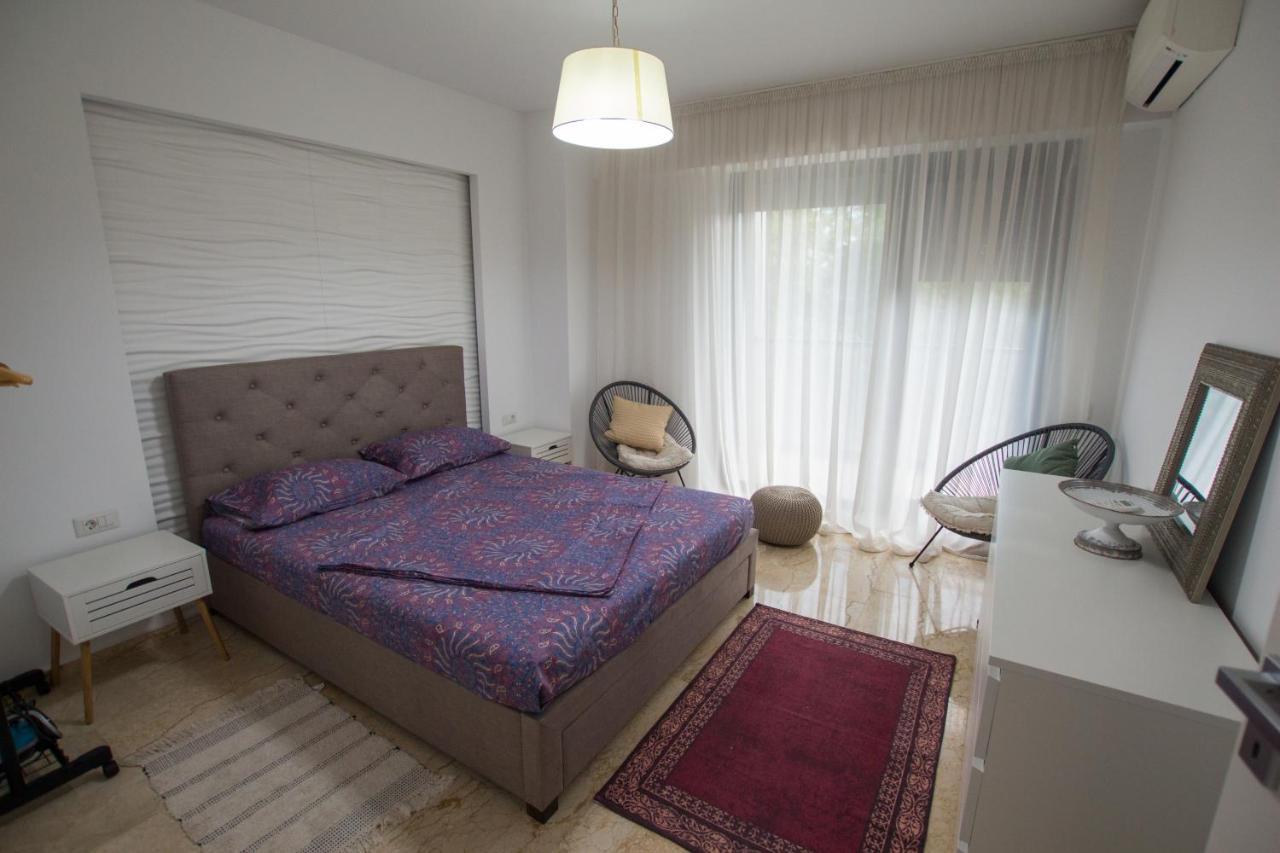 Sns Apartament In Vila Sophia Mamaia Extérieur photo