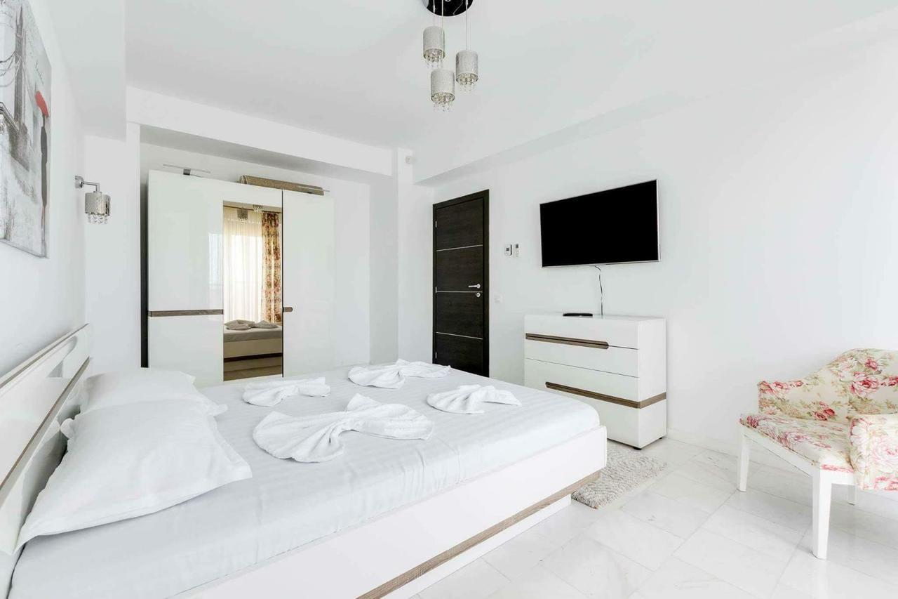 Sns Apartament In Vila Sophia Mamaia Extérieur photo
