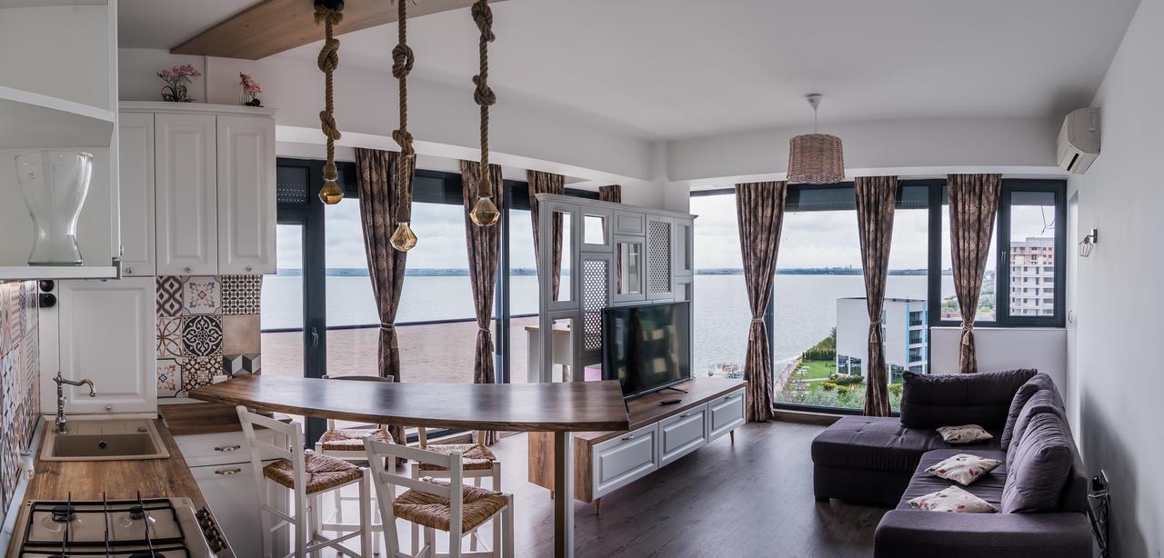 Sns Apartament In Vila Sophia Mamaia Extérieur photo