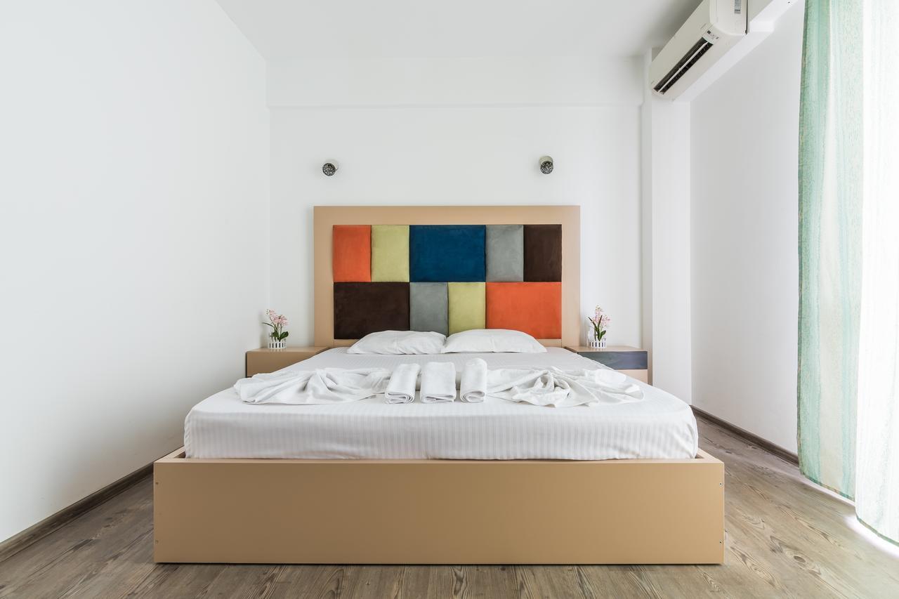 Sns Apartament In Vila Sophia Mamaia Extérieur photo