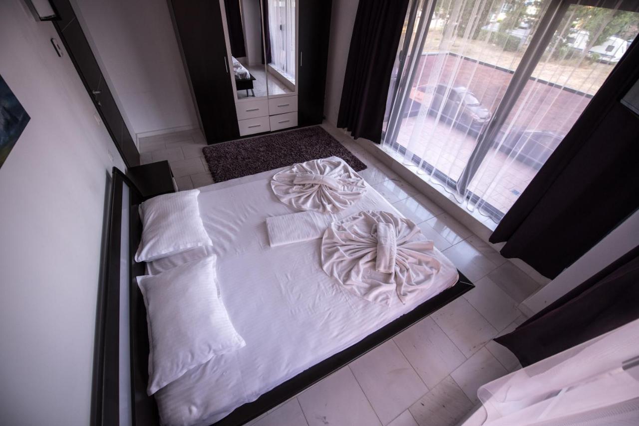 Sns Apartament In Vila Sophia Mamaia Extérieur photo